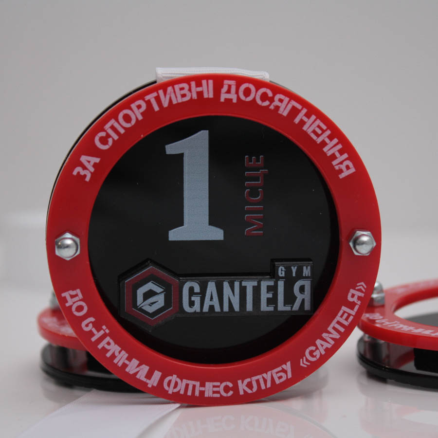 Медаль акрилова з кільцем RED CAT 80mm