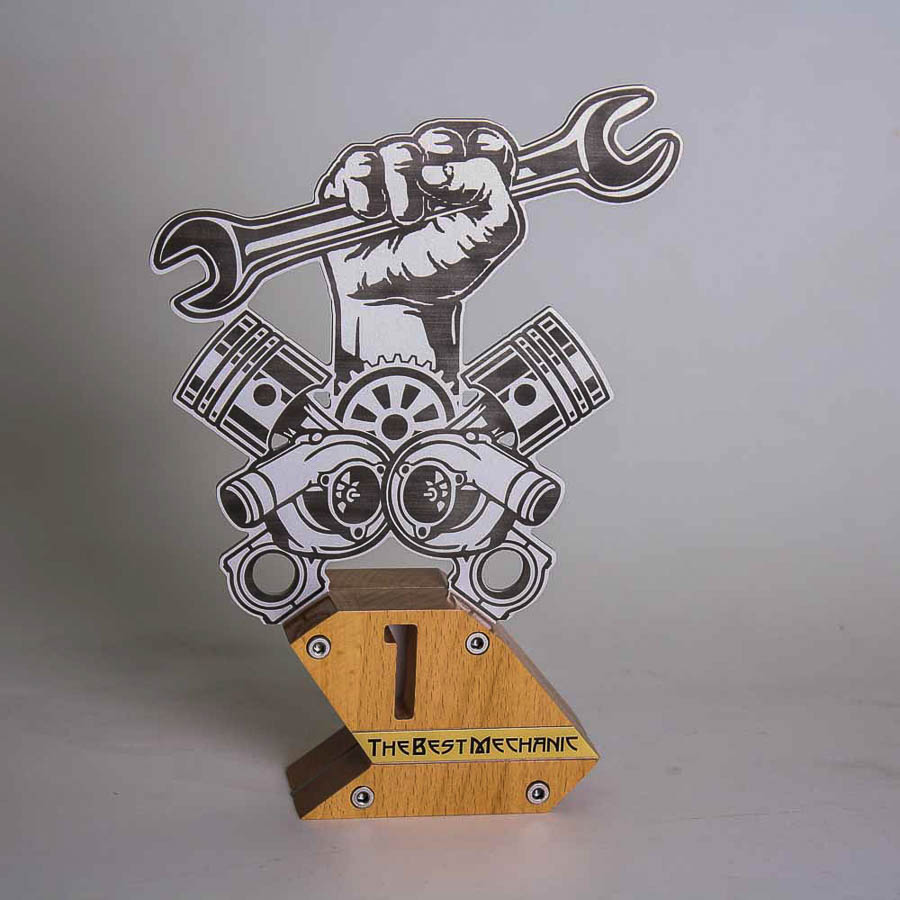 Приз комбинированный BEST MECHANIC