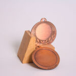 Медаль MA1240B Бронза металл D40мм место под Жетон D25мм