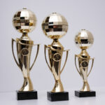 Кубок пластиковый с шаром 5079А h36см