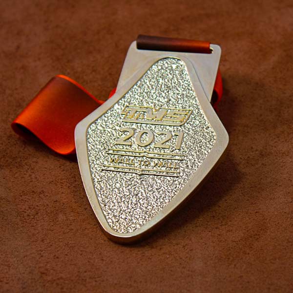 Медаль лита позолота TMS-2021 Wall to Wall