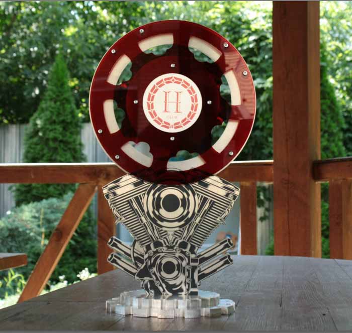 Нагорода комбінована з металу та акрілового скла HCLUB TROPHY Висот 32,5см NKMA32 автоперегони