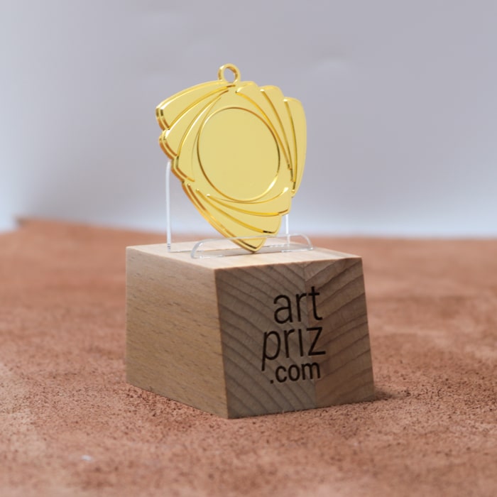 Медаль MA5016 Золото Д50мм місце під жетон 25мм