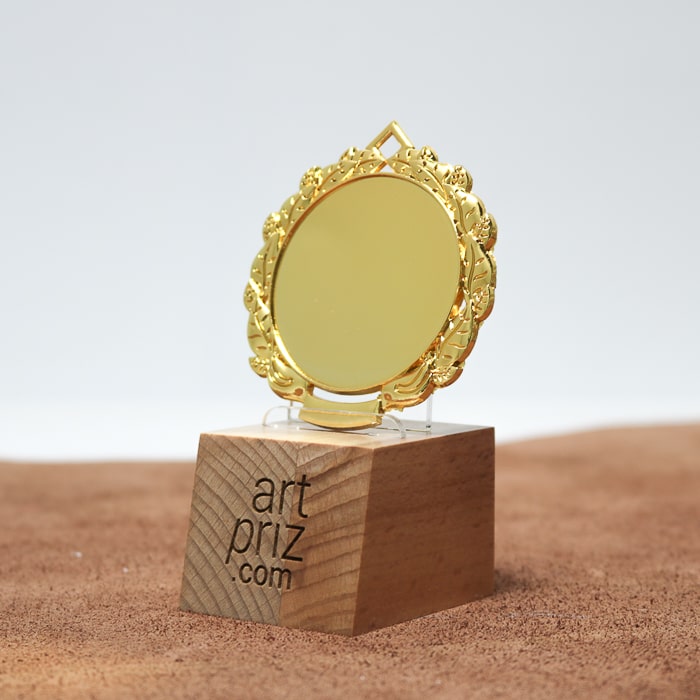 Медаль МА3600-070 Золото Д70мм місце під жетон 50мм