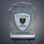 Награда из стекла в формы щита Высота 16см GL-82I