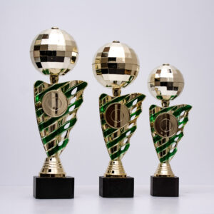 Кубок пластиковий з кулею 5075С h28см